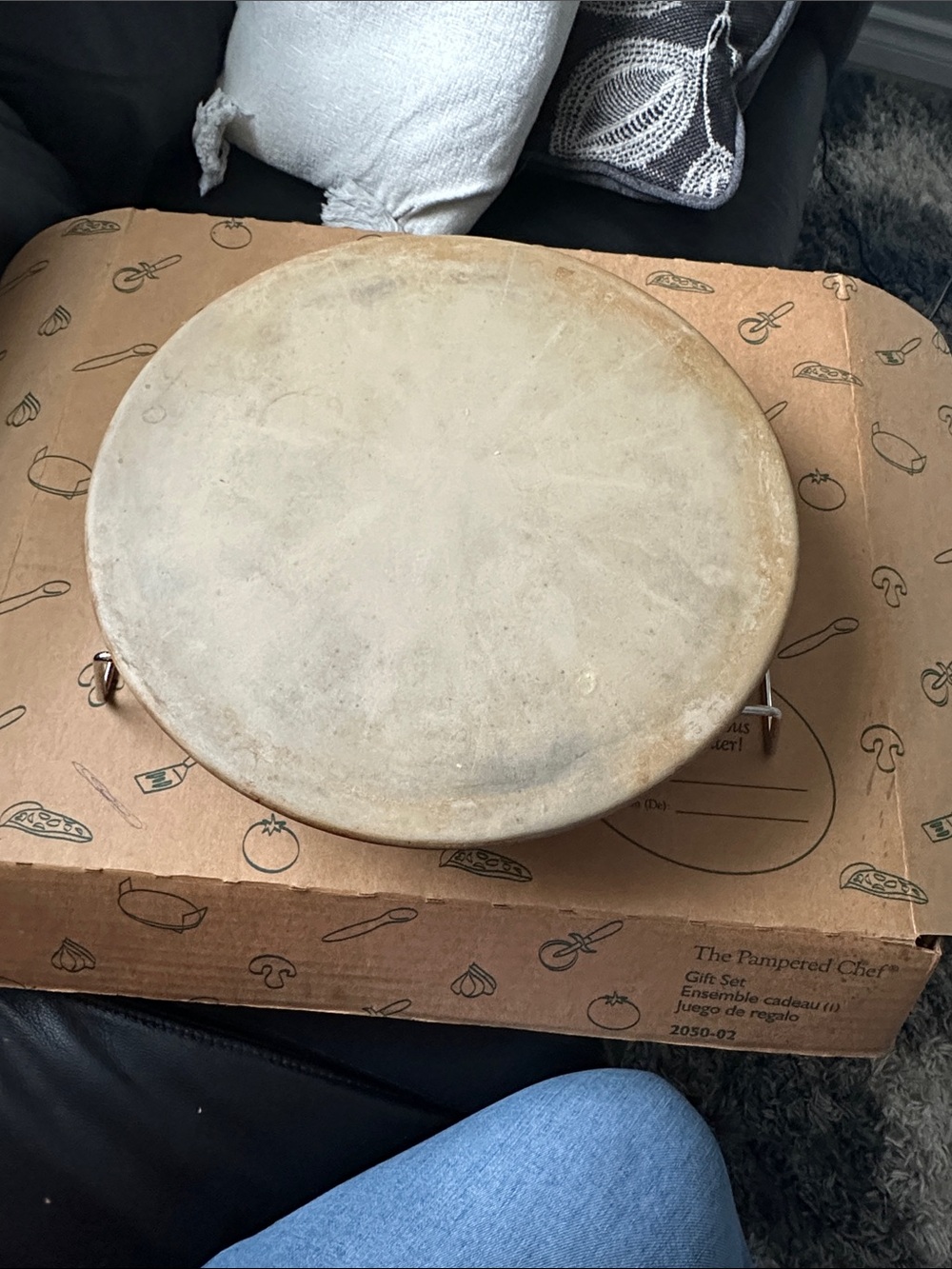 Pampered chef pizza stone with rack